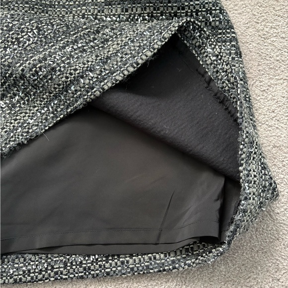Tory Burch Tweed Boucle Mini Skirt - Picture 4 of 8